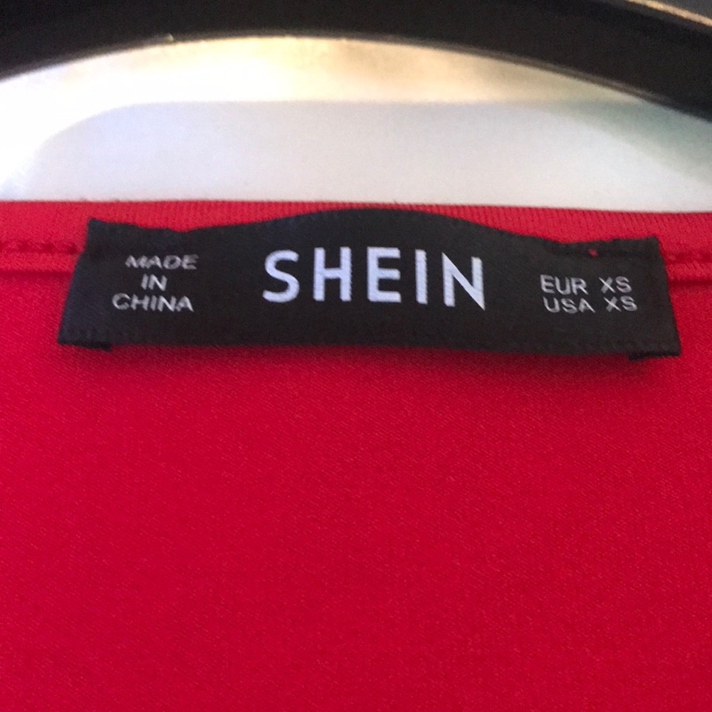 Shien Tank Top - Picture 2 of 3